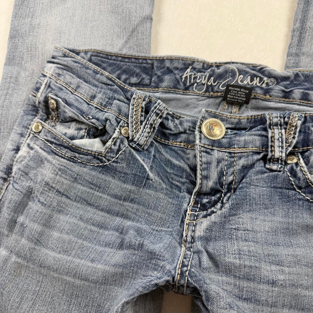 2000's Ariya Jeans Rhinestone Low Rise Bootcut- Size 4 - Picture 2 of 8